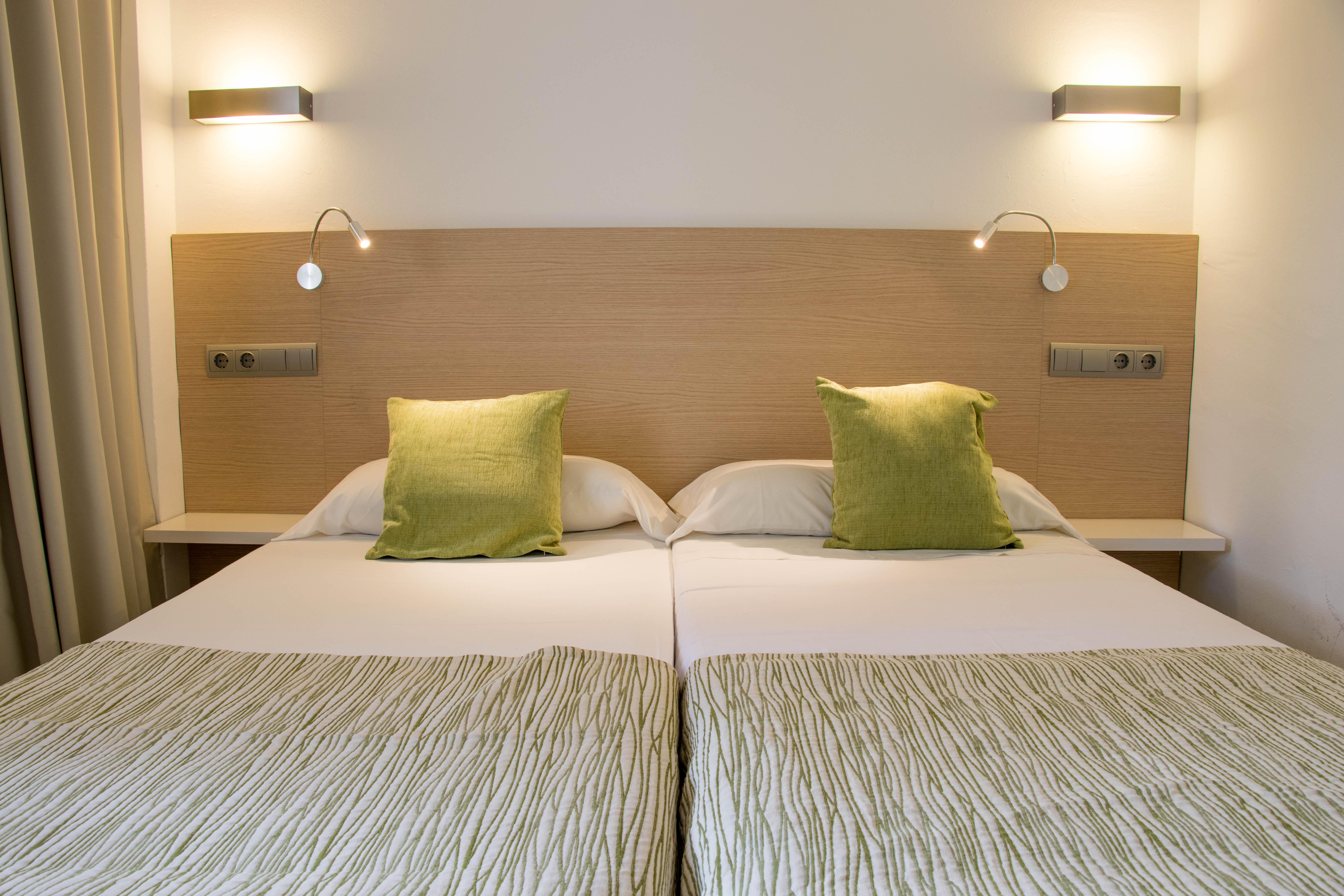 โอม พลาซา ซอน ริโก Aparthotel ปลายาเดปัลมา ภายนอก รูปภาพ
